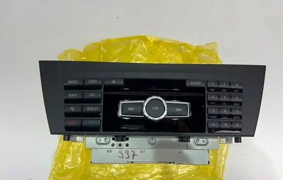 Mercedes-Benz C W204 Radio/GPS head unit trim A2049006909