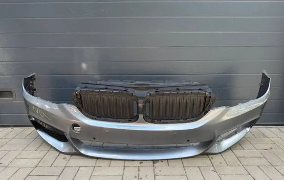 BMW 5 G30 G31 G38 Front bumper 8064928