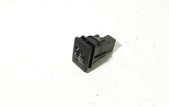 Toyota Auris 150 Headlight level height control switch 8415202040