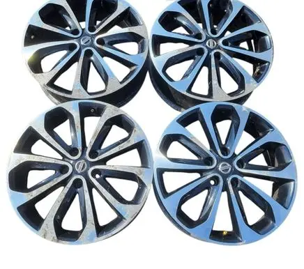 Nissan Qashqai R18 carbon fiber rim 80866B
