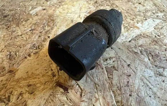 Ford Focus Air conditioning (A/C) pressure sensor XS4H19D594AA