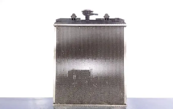 Peugeot 107 Coolant radiator CZ422133-13423T