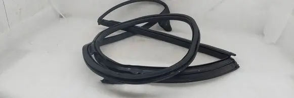 Audi Q8 Rubber seal rear door 4M8833707F
