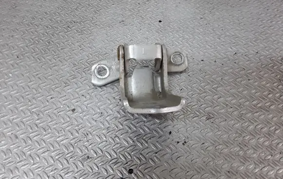 Mazda CX-7 Rear door lower hinge