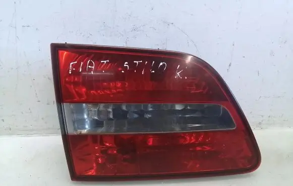 Fiat Stilo Tailgate rear/tail lights 28180102