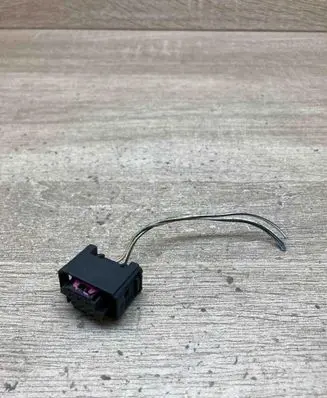 BMW X5 F15 Plug wire 8368690 6Pin