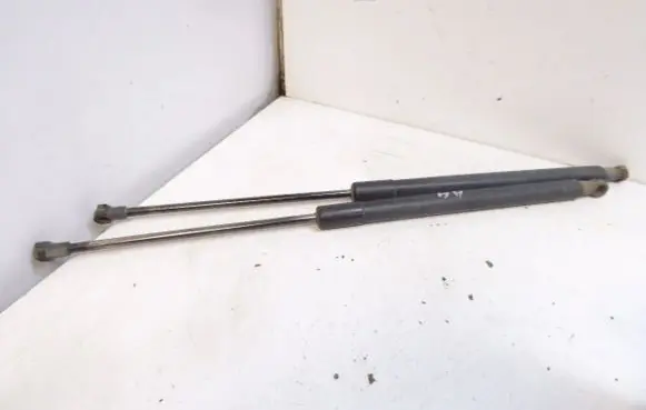 Audi A4 S4 B6 8E 8H Shock absorber/damper mounting bracket 8E9827552F