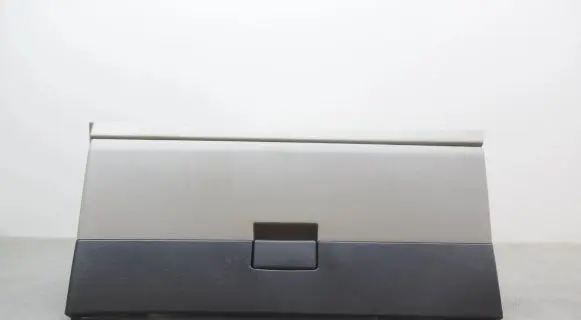 Nissan Rogue Glove box 68520JM00A