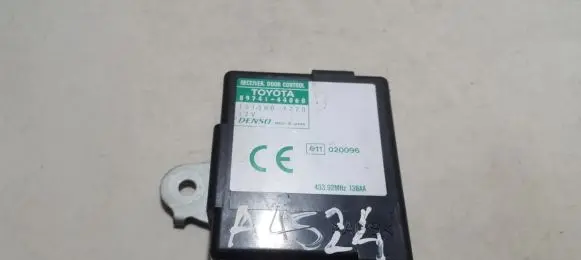 Toyota Avensis Verso Door control unit/module 8974144060 89741-44060