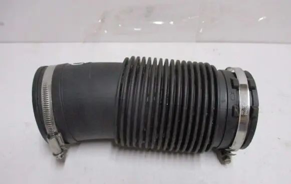 Volvo XC40 Air intake duct part 32224386