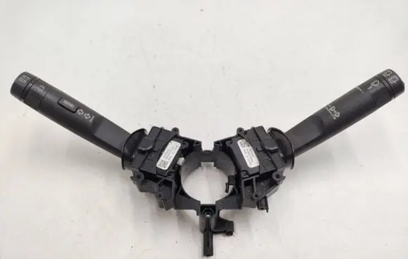 Opel Insignia A Indicator stalk 13500692 83540210101