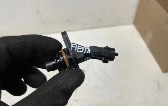 Ford Fiesta Camshaft speed sensor CM5112K073BB