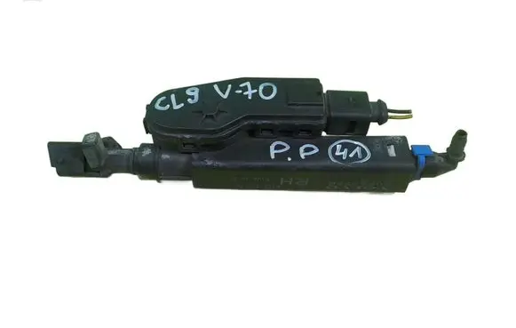Volvo V70 Headlight washer pump 30663580