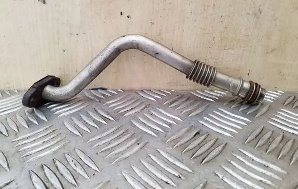Nissan Almera N16 Turbo turbocharger oiling pipe/hose