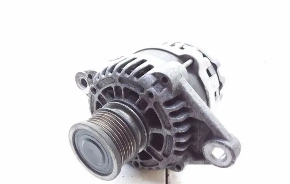 Opel Insignia A Generator/alternator 13502583