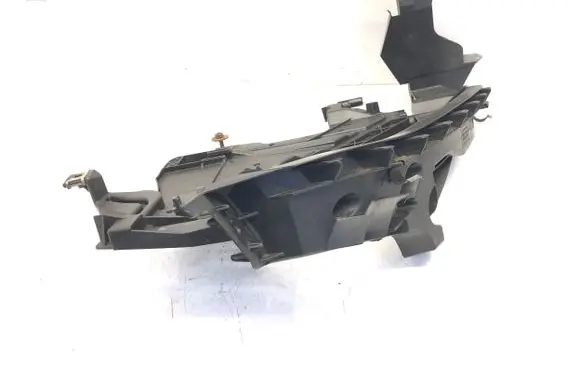 Audi A4 S4 B8 8K Headlight/headlamp mounting bracket 8K0805608R 2002838R 8K0805606K