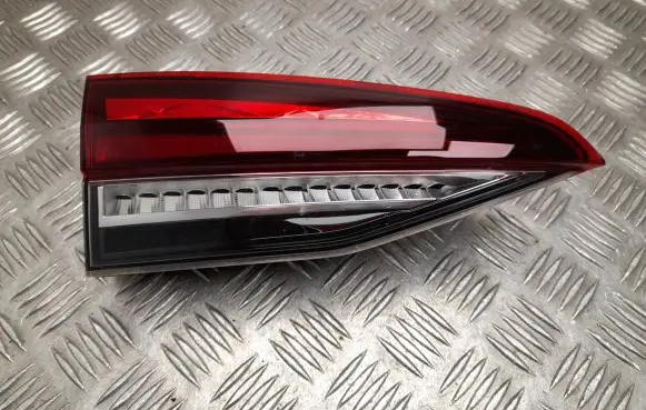 Skoda Octavia Mk4 Rear/tail lights 5E6945307