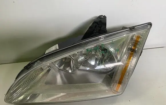 Ford Focus Headlight/headlamp