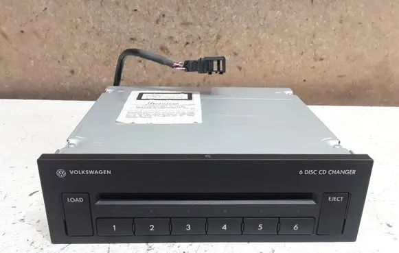 Volkswagen PASSAT B6 CD/DVD changer 3C0035110A