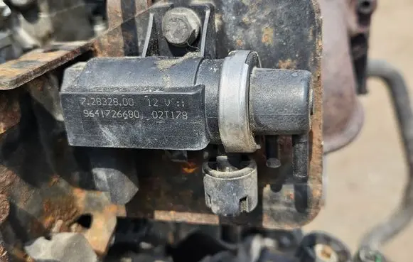 Citroen C3 Turbo solenoid valve 9641726680
