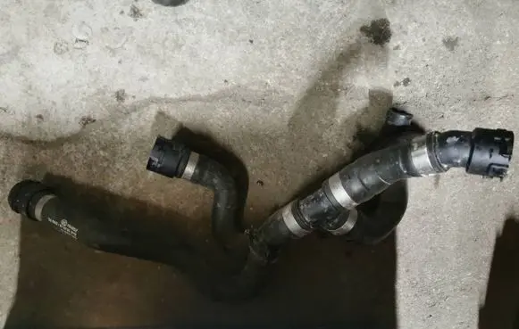 Mercedes-Benz GLA H247 Engine coolant pipe/hose A2478302402 ZGS004 DBL625416
