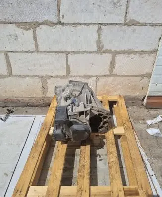 Ford Focus C-MAX Manual 5 speed gearbox 3M5R7002NF