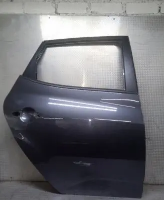 KIA Venga Rear door
