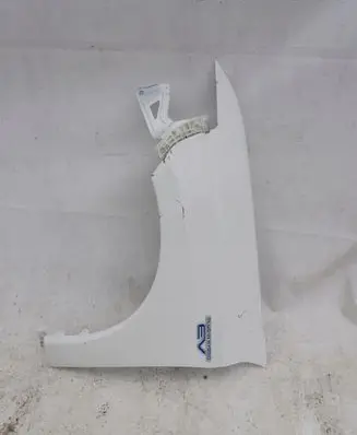 Mitsubishi Outlander Fender