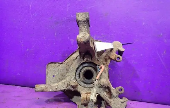 Opel Astra H Front wheel hub spindle knuckle