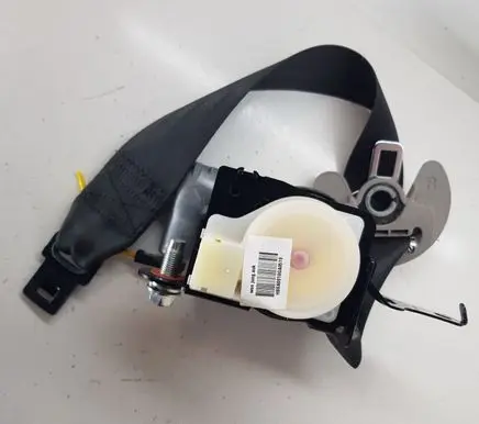 KIA Sportage Front seatbelt 888203U200