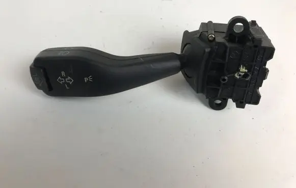 BMW 3 E46 Indicator stalk 8363668 01104010 61318363668