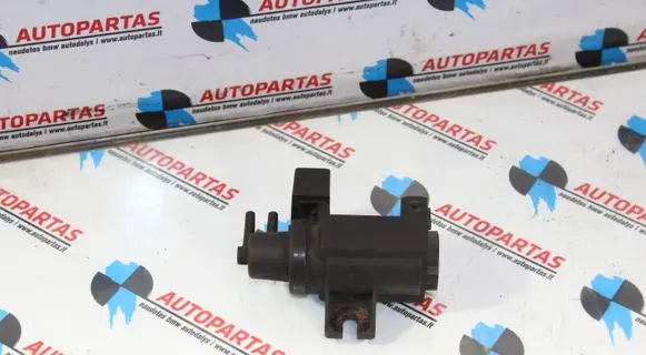 BMW 3 E90 E91 Starter motor/solenoid 7796634