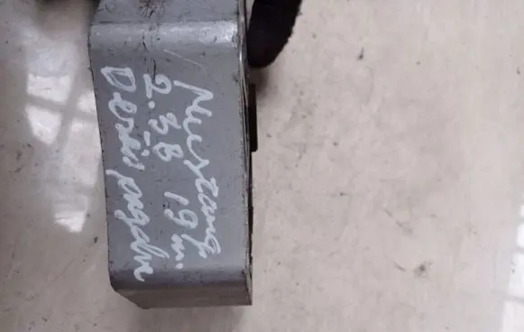 Ford Mustang VI Gearbox mount FR3C7E373A