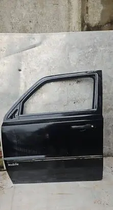 Jeep Patriot Front door