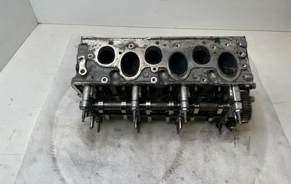 Volkswagen Touareg III Engine head 059353 0268