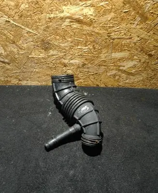 Hyundai Santa Fe Turbo air intake inlet pipe/hose 281382P300