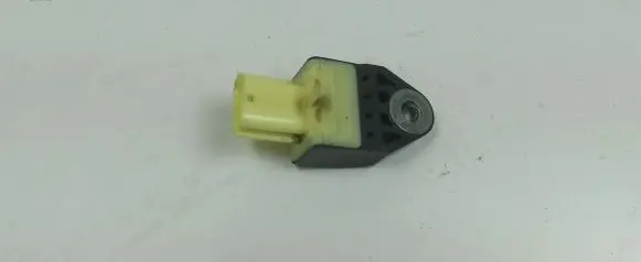 Toyota Yaris Airbag deployment crash/impact sensor 8983102140 M1481