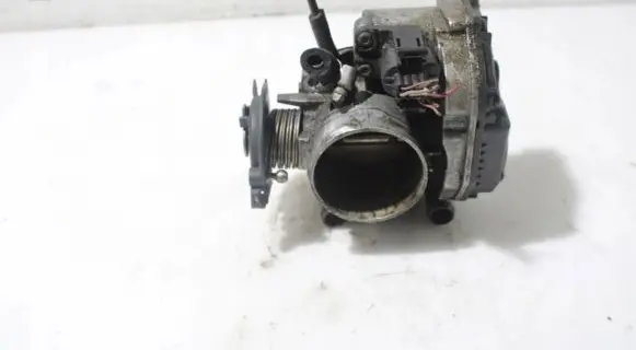 Audi A4 S4 B5 8D Engine shut-off valve 