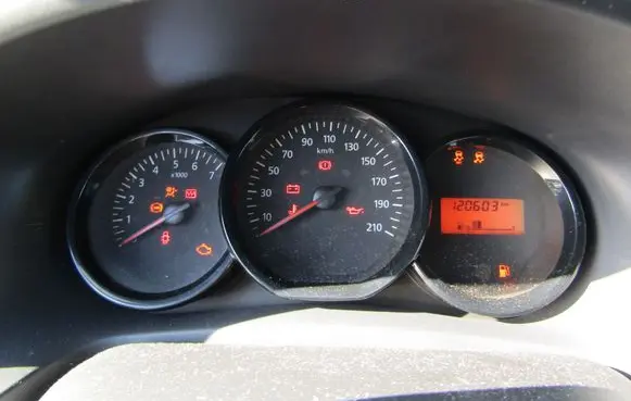 Dacia Logan Pick-Up Speedometer (instrument cluster) 