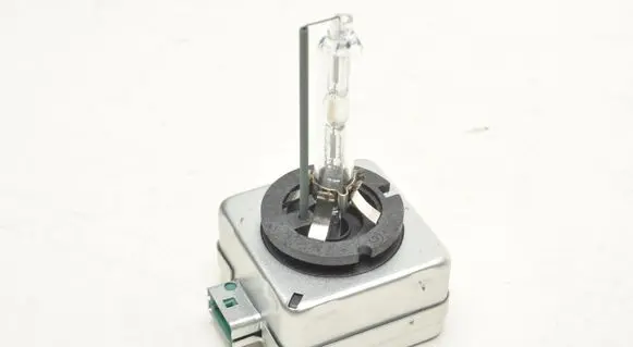 Volvo V60 Xenon bulb LUCAS