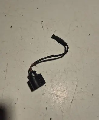 Volkswagen Touran II Rear tail light wiring loom 8K0973703G