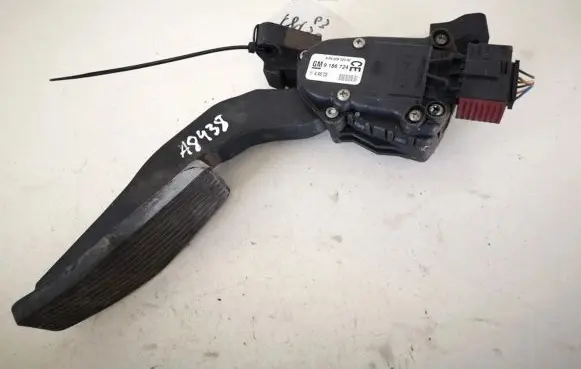 Saab 9-3 Ver2 Accelerator throttle pedal 9186724 9186724ce