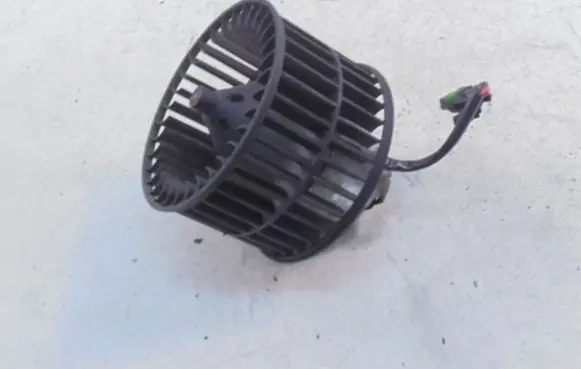 Renault Espace III Heater fan/blower 0130063507