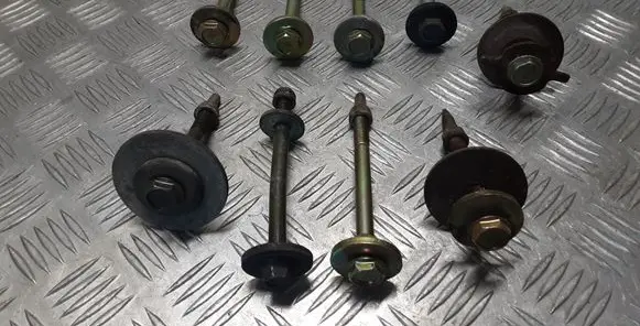 Toyota Land Cruiser (HDJ90) Nuts/bolts 