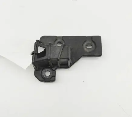 Volvo XC90 Front bumper mounting bracket 31353764
