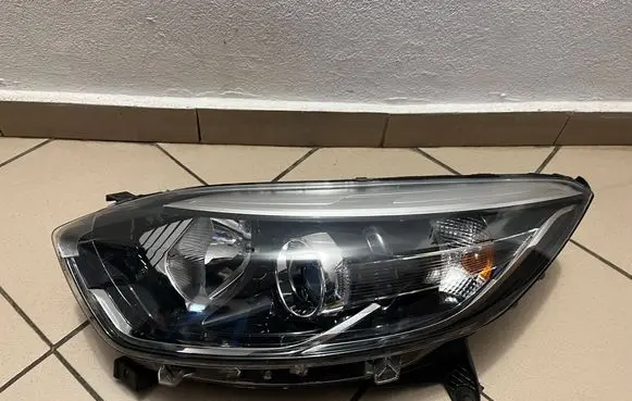 Renault Captur Headlight/headlamp 260603859R