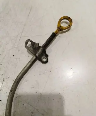 Toyota Yaris Oil level dip stick 