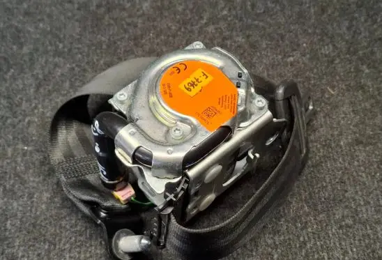 Audi A6 S6 C8 4K Front seatbelt 4K8857805B