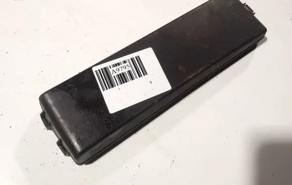 Lexus IS 220D-250-350 Fuse box cover 8266253100 82662-53100