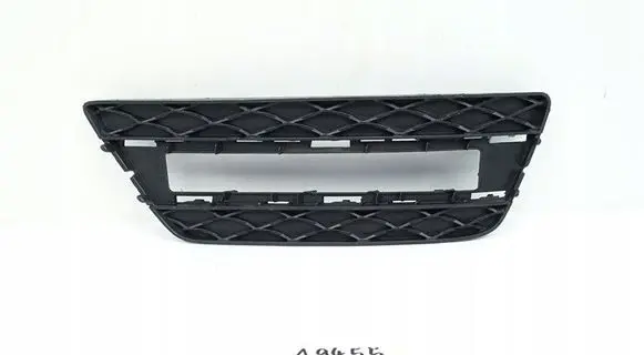 Mercedes-Benz GL X166 Front fog light trim/grill A1668201456